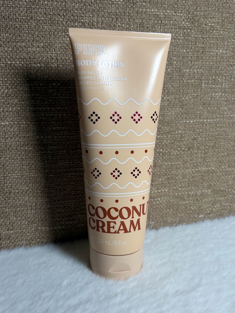 PINK Victoria’s Secret - Body Lotion - COCONUT CREAM - Picture 9 of 11